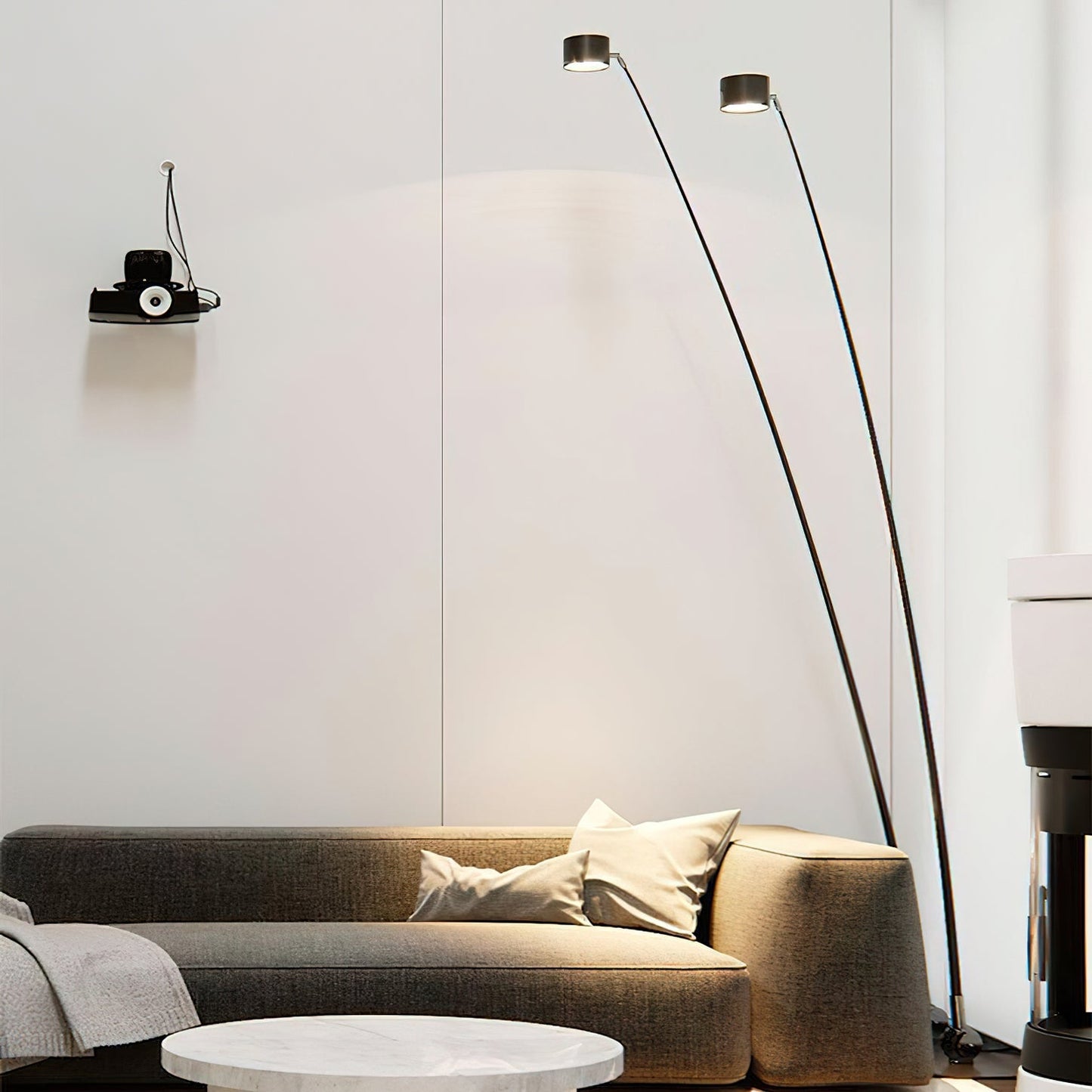 Sampei Floor Lamp | Carbon Fiber & Metal | Black, 200cm