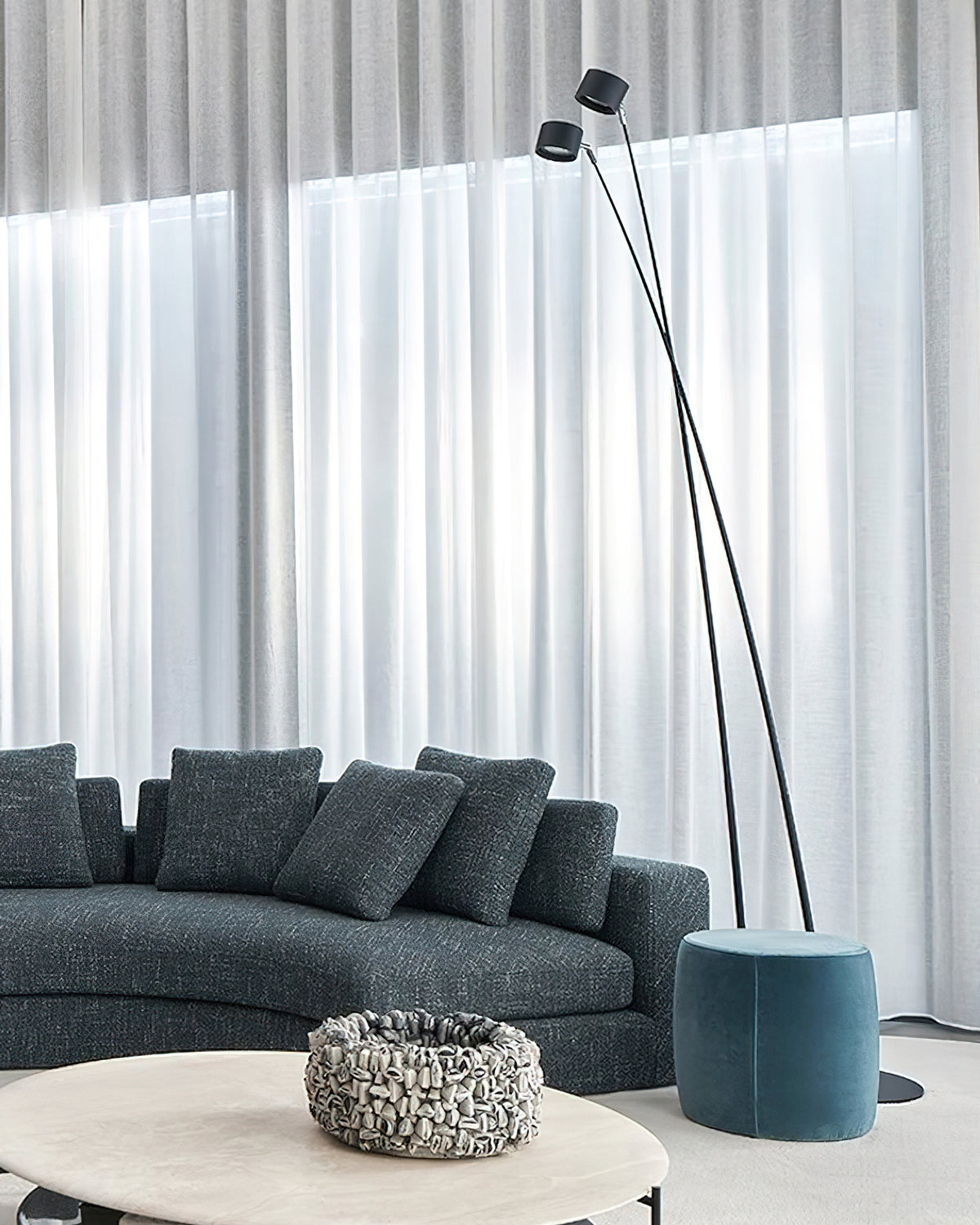 Sampei Floor Lamp | Carbon Fiber & Metal | Black, 200cm