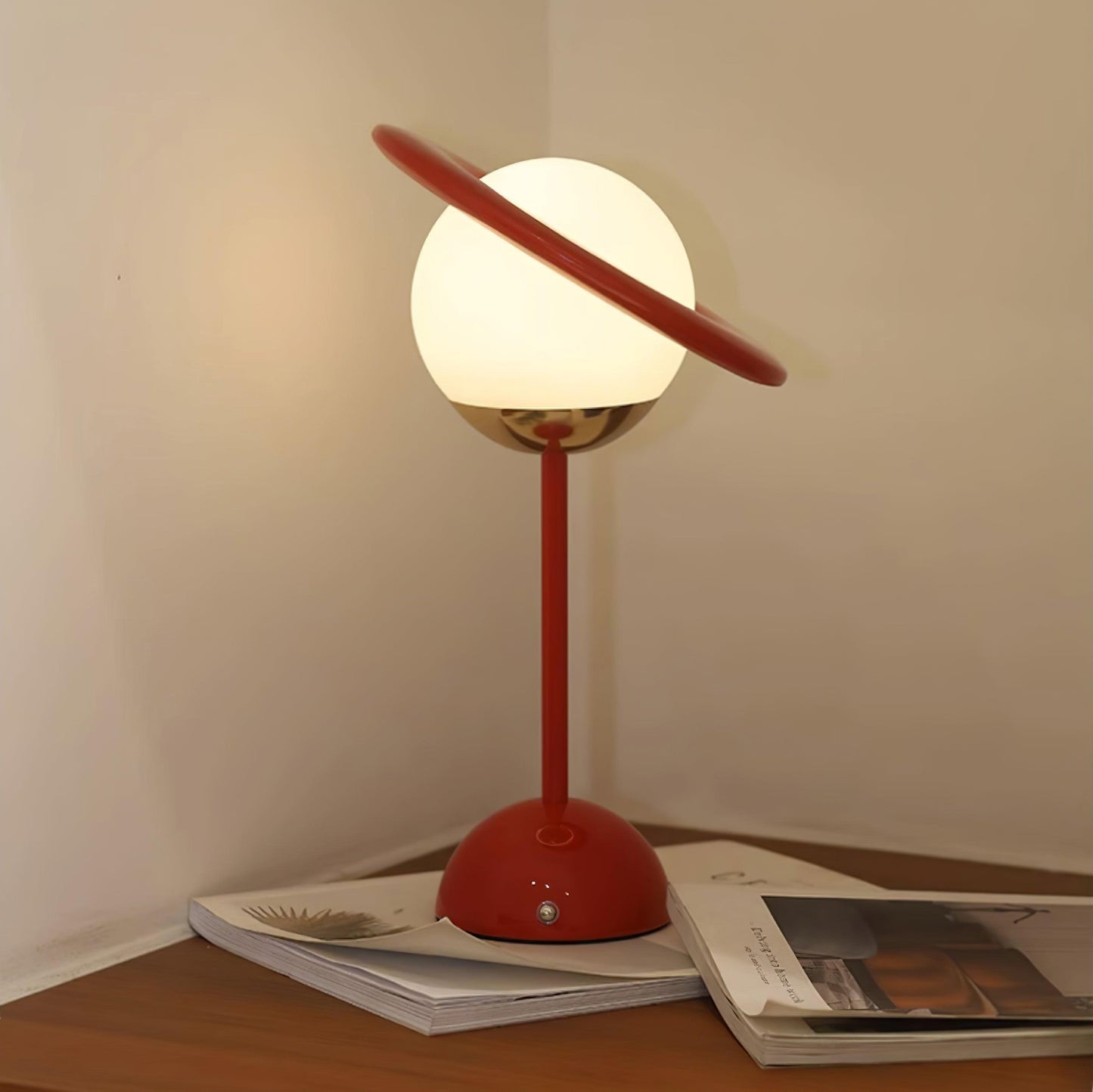 Saturn Planet Table Lamp | Metal & Glass | 20 cm Diameter, Multiple Colors