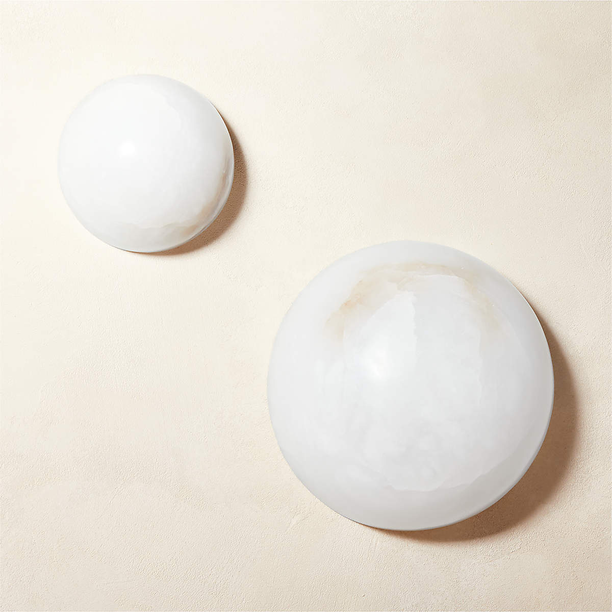 Alabaster Wall Lamp | Semicircular Design | White Finish