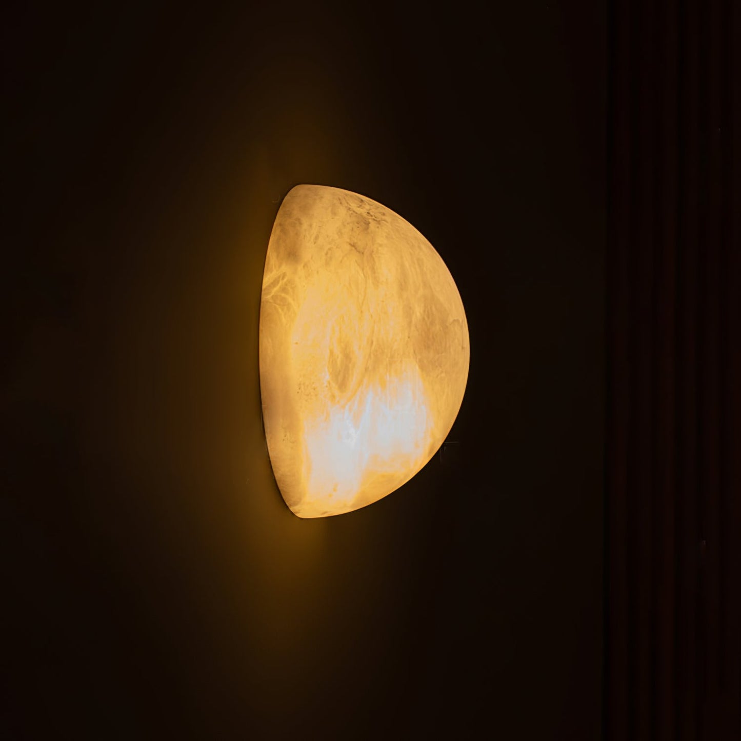 Alabaster Wall Sconce | White Finish | 15cm/20cm Diameter