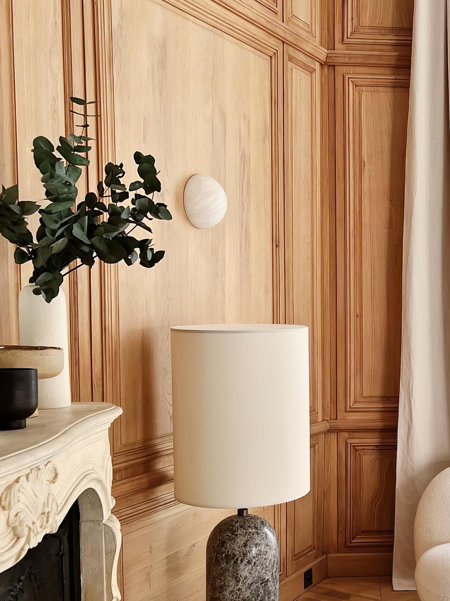Alabaster Wall Sconce | White Finish | 15cm/20cm Diameter