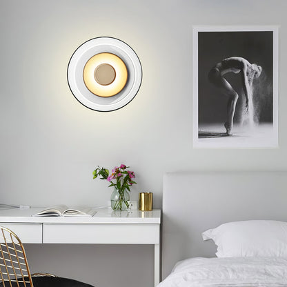 Solara Wall Light | Brass & Glass | 10cm Diameter