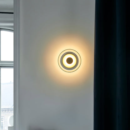 Solara Wall Light | Brass & Glass | 10cm Diameter