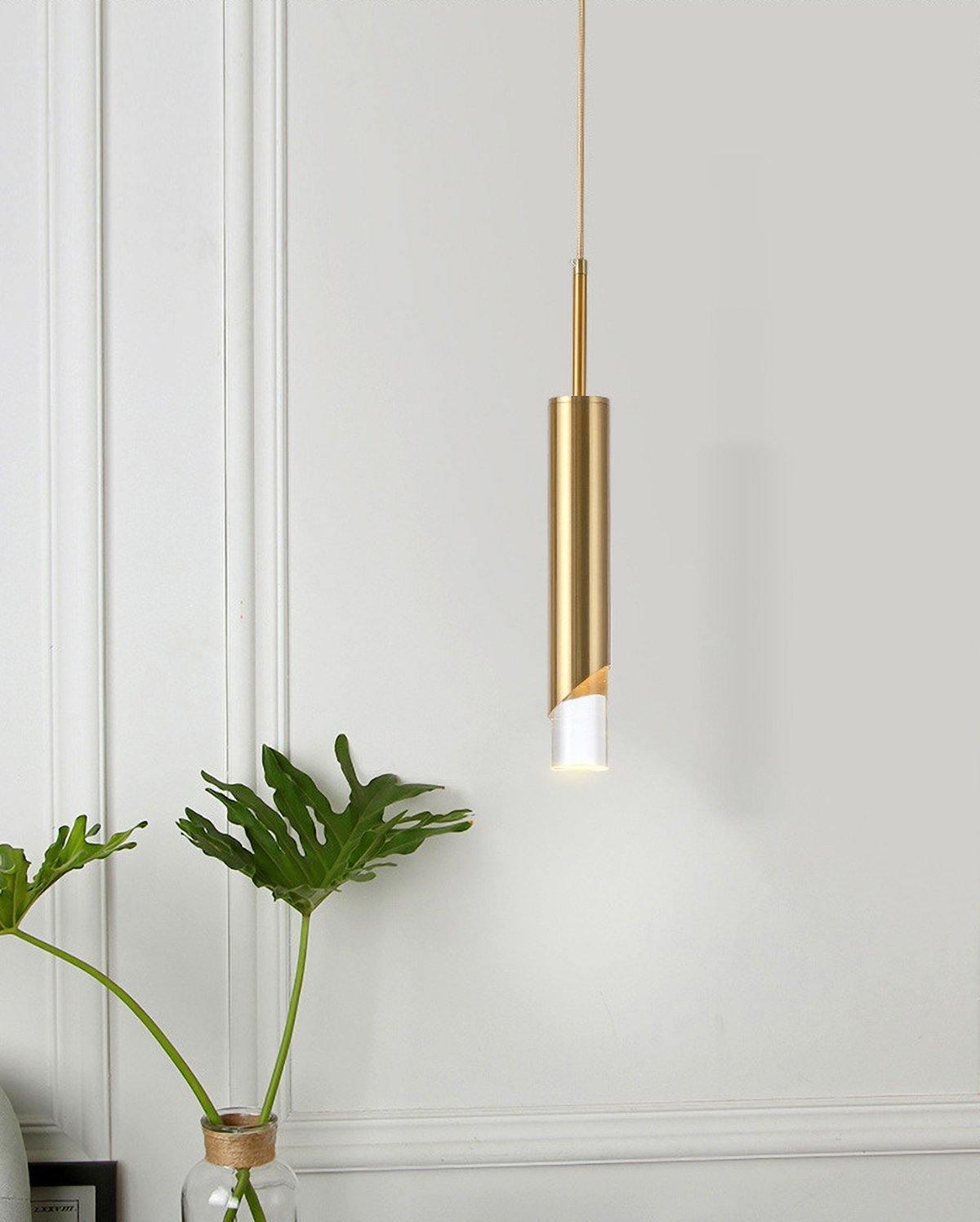 Sonto Wall Lamp | Aluminum & Acrylic | Gold or Black Finish