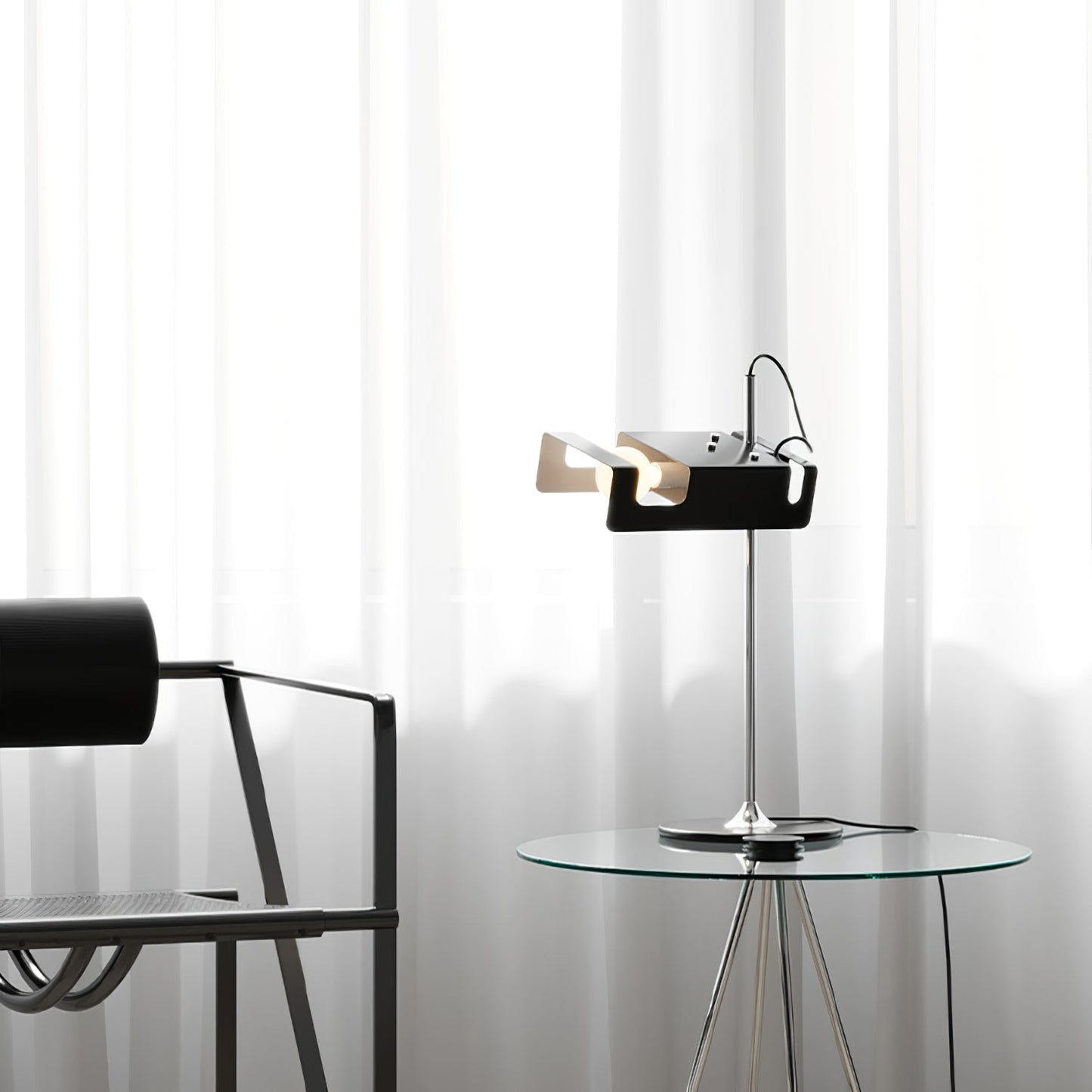Spider Table Lamp | Metal Enameled Finish | White or Black