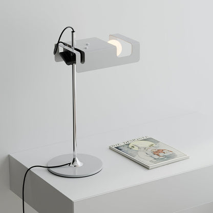Spider Table Lamp | Metal Enameled Finish | White or Black