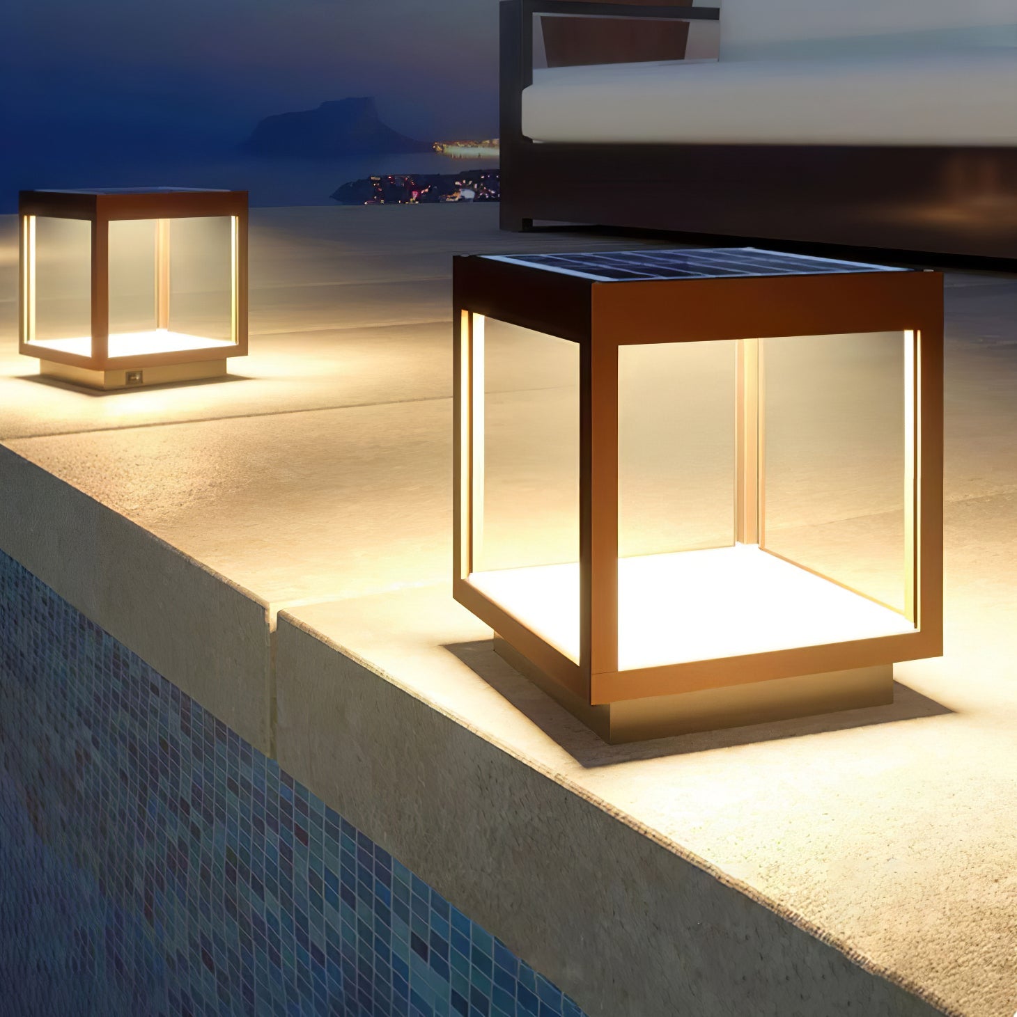 Square Frame Solar Outdoor Light | Stainless Steel | Black & White, Remote Control