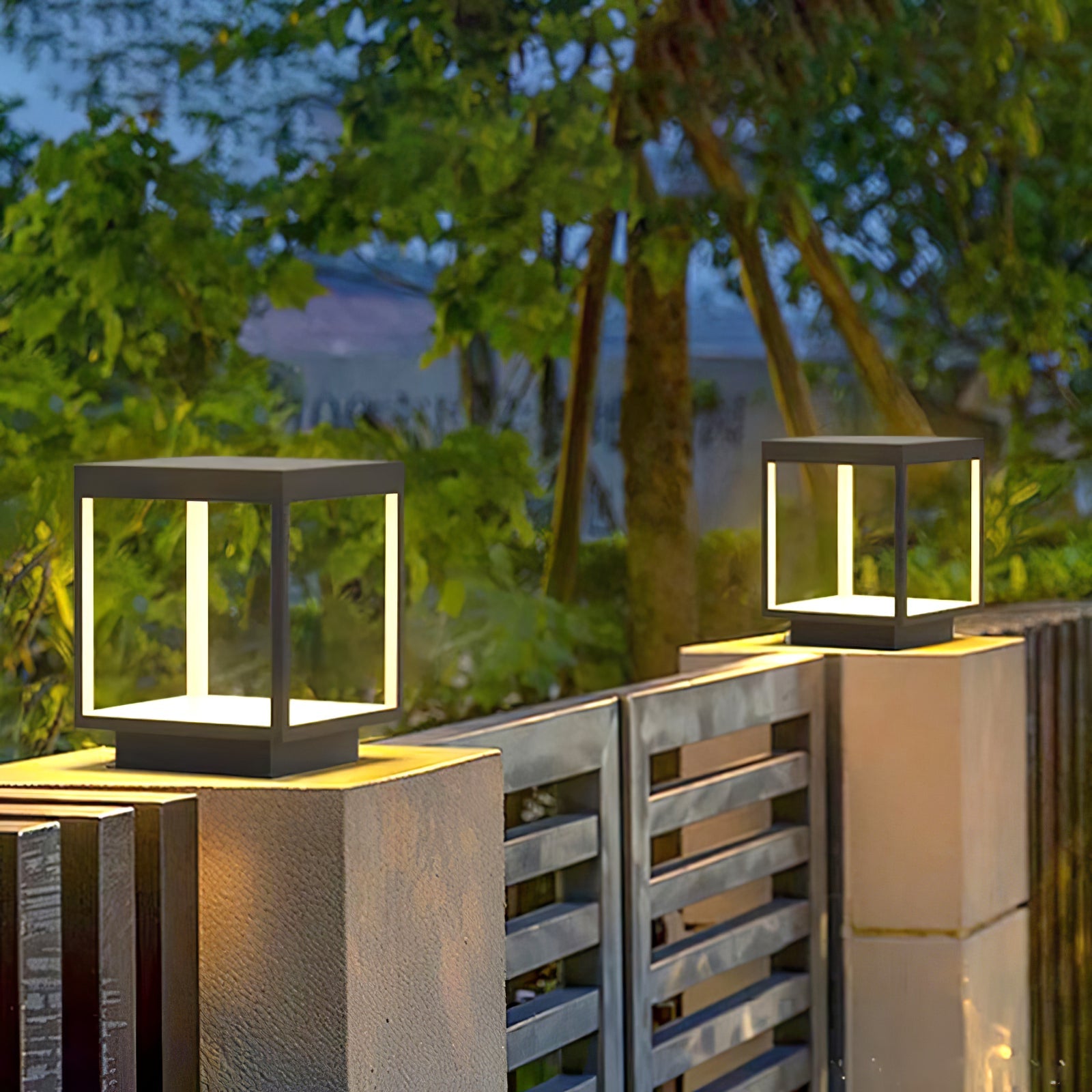 Square Frame Solar Outdoor Light | Stainless Steel | Black & White, Remote Control