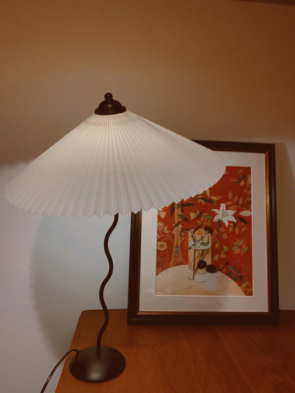 Squiggle Table Lamp | Nordic Style Metal & Fabric | Black with Beige Shade