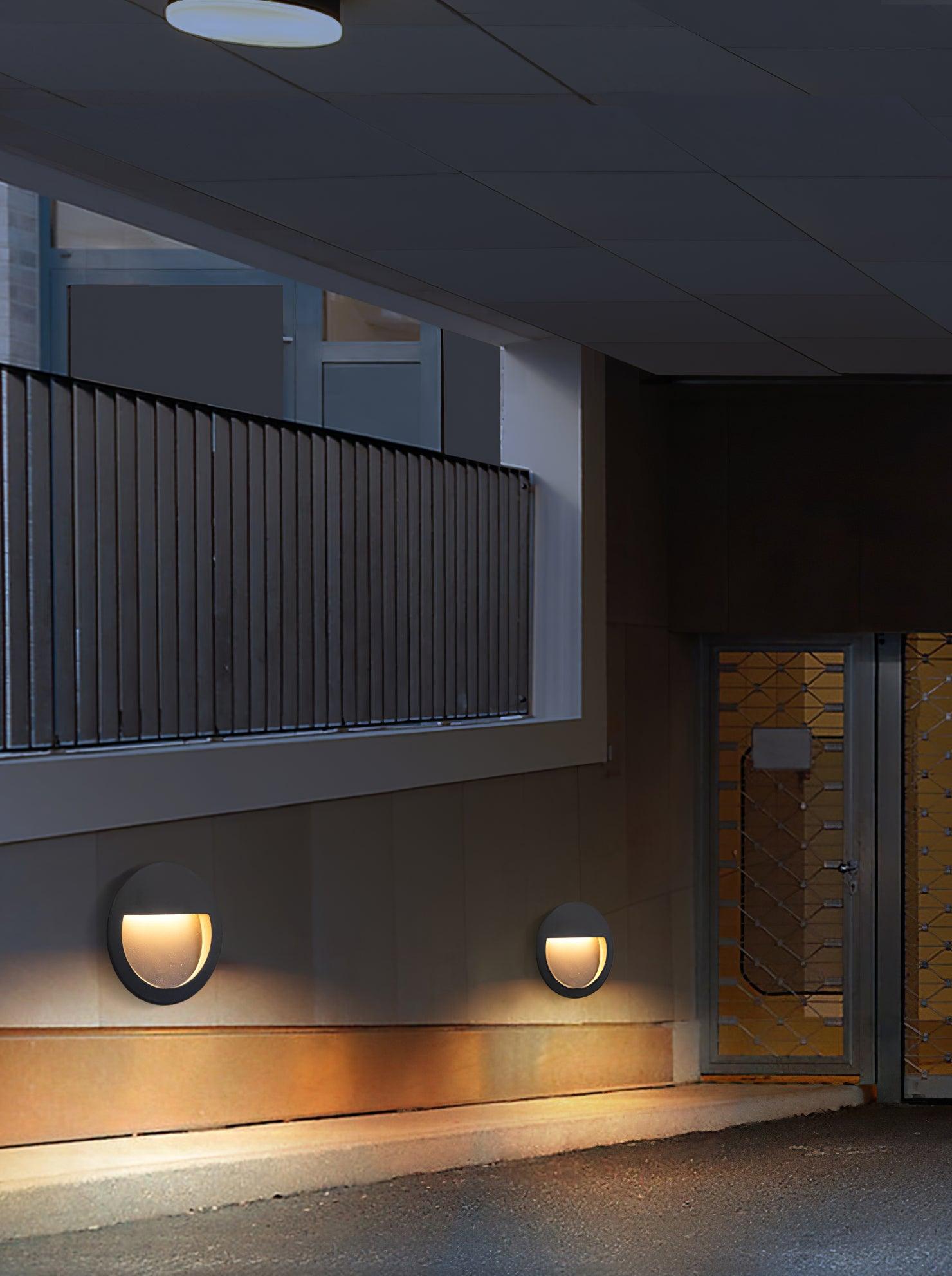 Circular Step Light | Black | Integrated LED | Set of 2