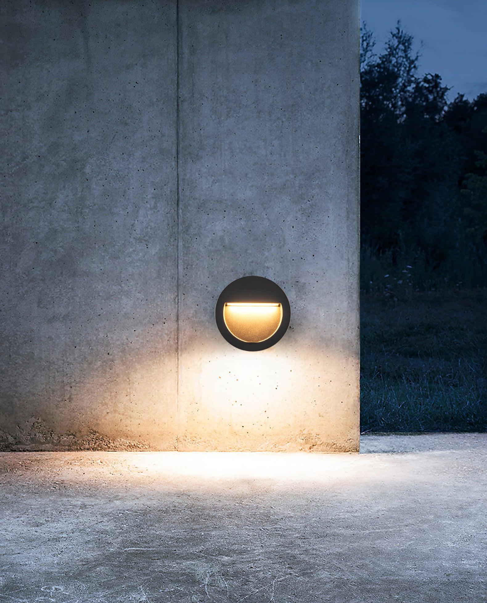 Circular Step Light | Black | Integrated LED | Set of 2