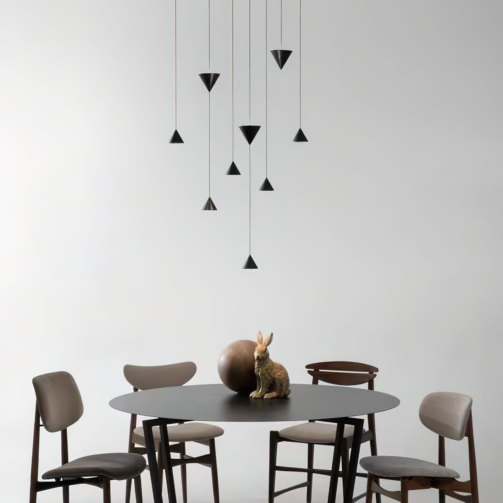 Stralunata Pendant Lamp | Minimalist Metal Design | Adjustable Height
