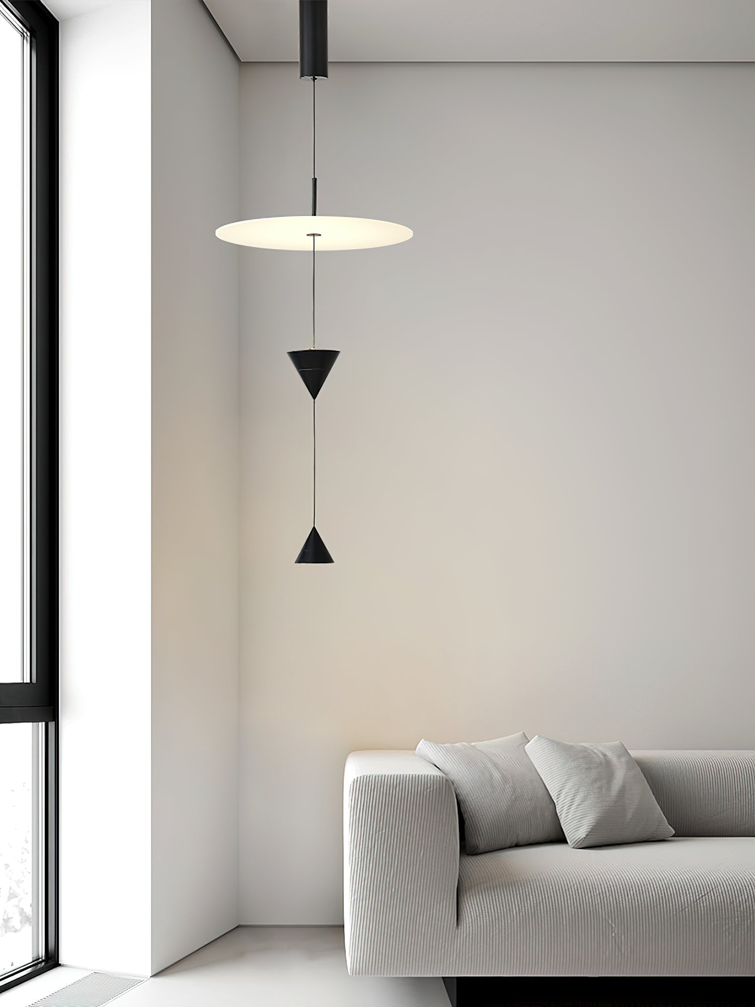Stralunata Pendant Lamp | Minimalist Metal Design | Adjustable Height