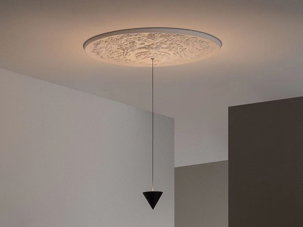 Stralunata Pendant Lamp | Minimalist Metal Design | Adjustable Height