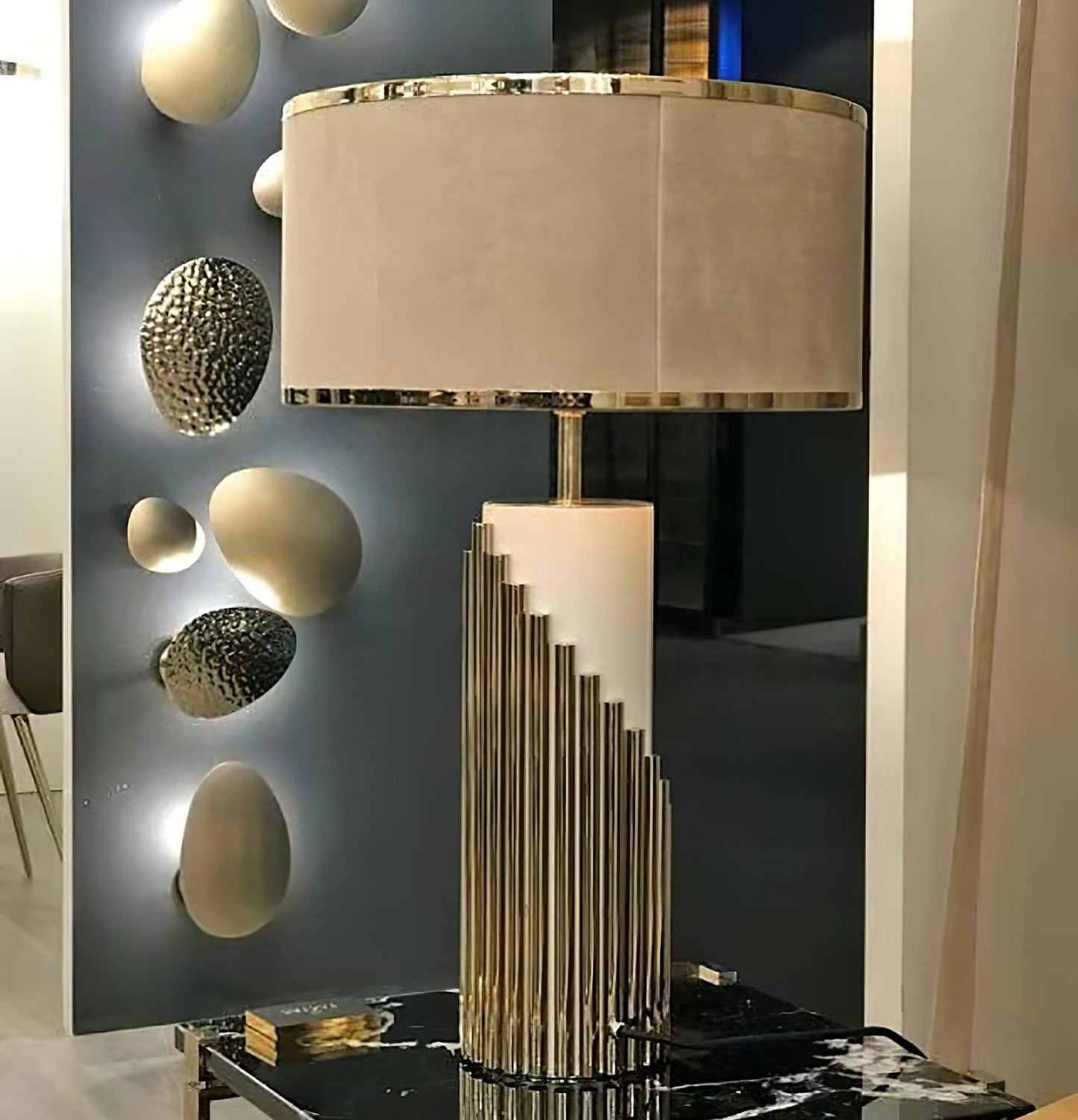 Streamline Table Lamp | White Lacquer & Gold Brass | 38cm Diameter