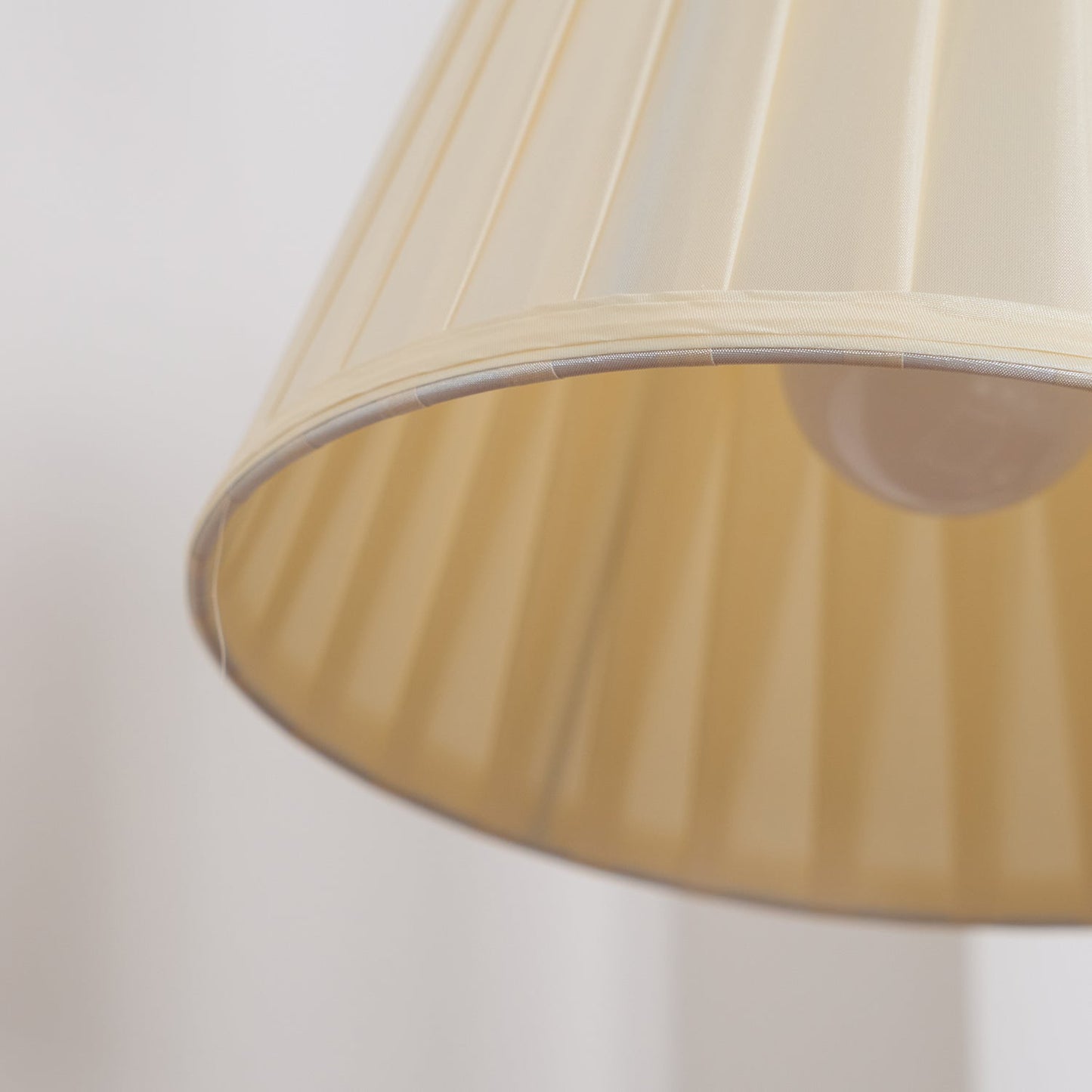 Suffolk Table Lamp | Antique Brass | Adjustable Cream Shade