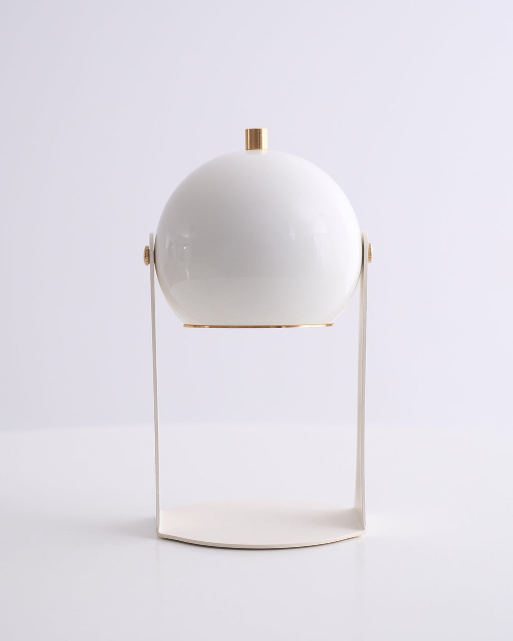 Svejk Table Lamp | Glossy Black and White | Touch Control