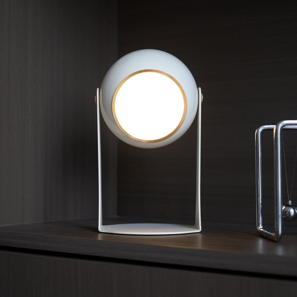 Svejk Table Lamp | Glossy Black and White | Touch Control