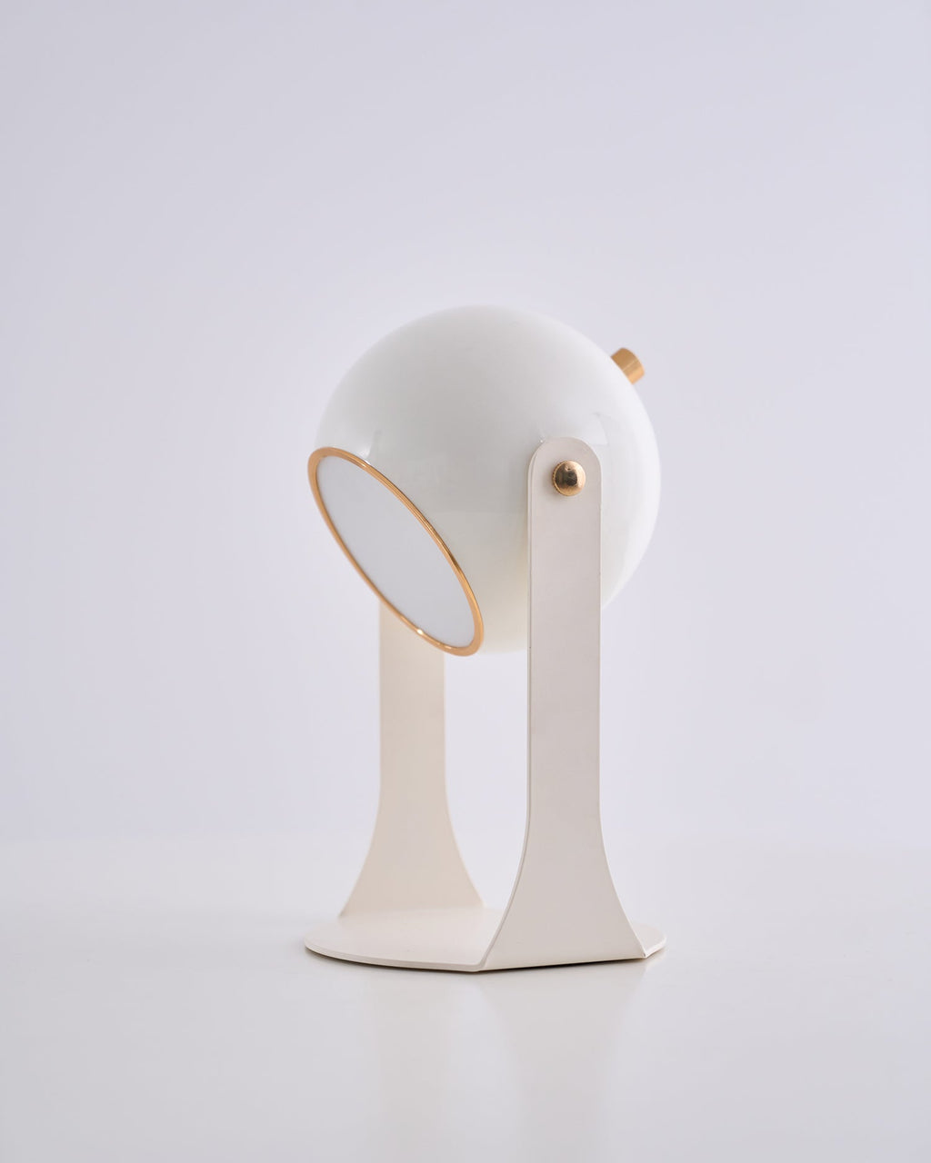 Svejk Table Lamp | Glossy Black and White | Touch Control