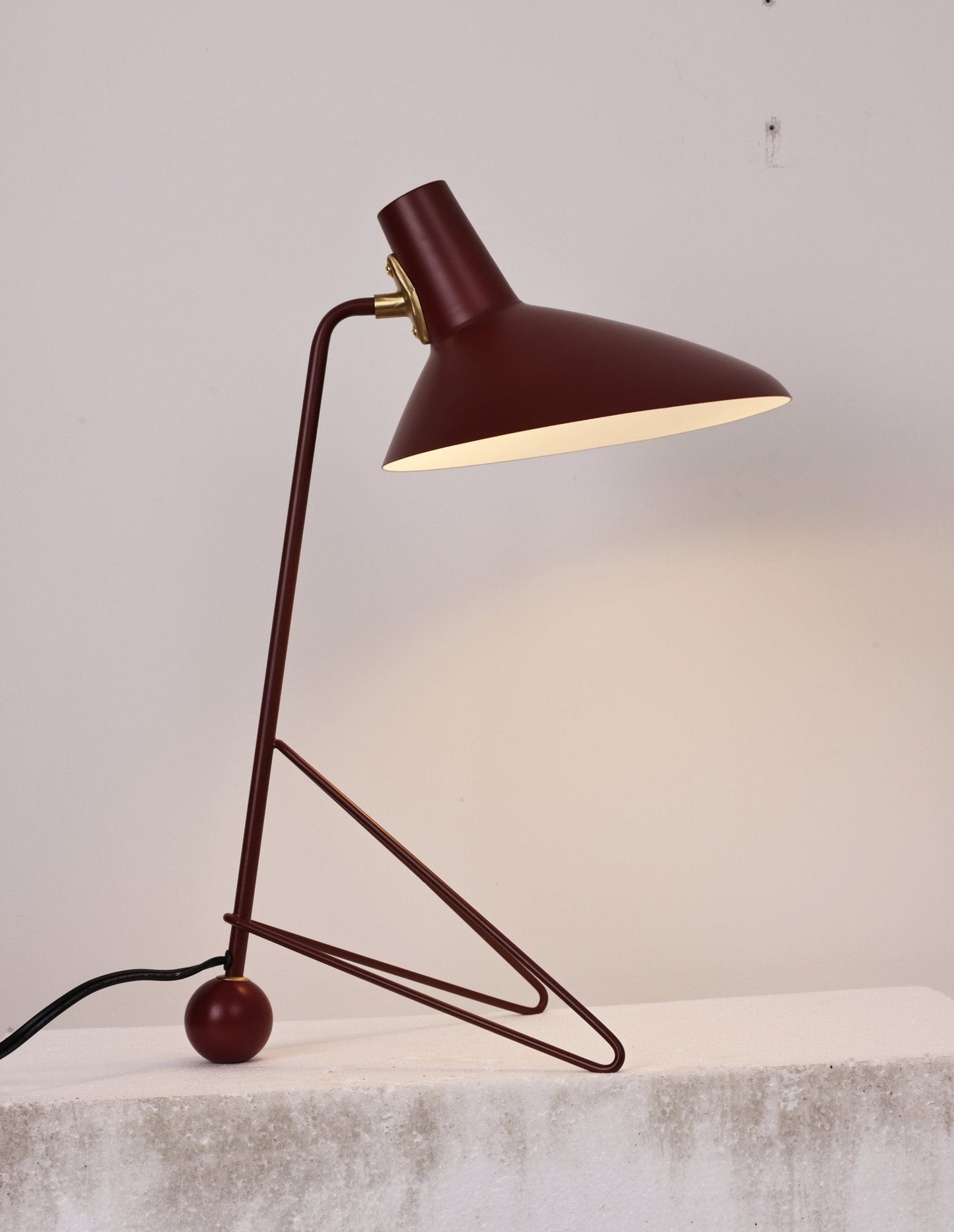 Svelte Noir Table Lamp | Matte Black Metal | 31cm Diameter