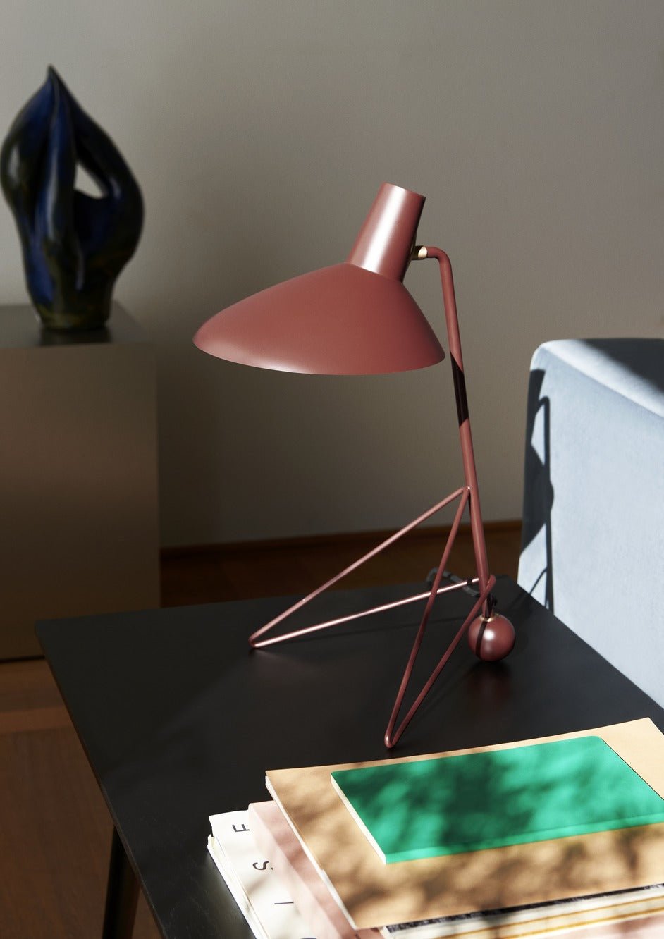 Svelte Noir Table Lamp | Matte Black Metal | 31cm Diameter