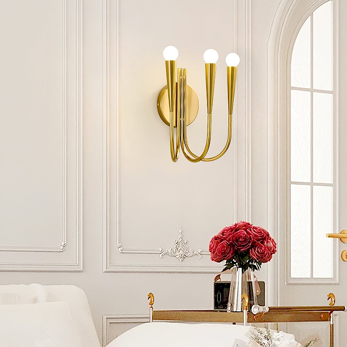 Swoop Arm Wall Lamp | Metal & Glass | Copper or Black Finish