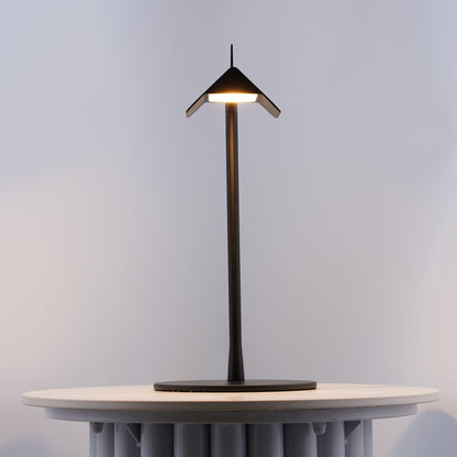 Pivot Ease Table Lamp | Die-Cast Aluminum | Matt Black