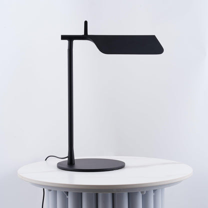 Pivot Ease Table Lamp | Die-Cast Aluminum | Matt Black