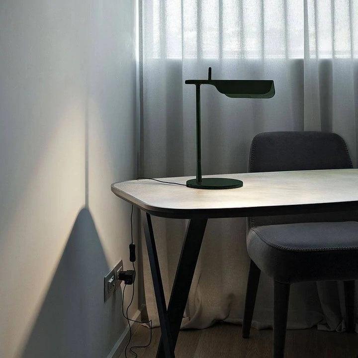 Pivot Ease Table Lamp | Die-Cast Aluminum | Matt Black