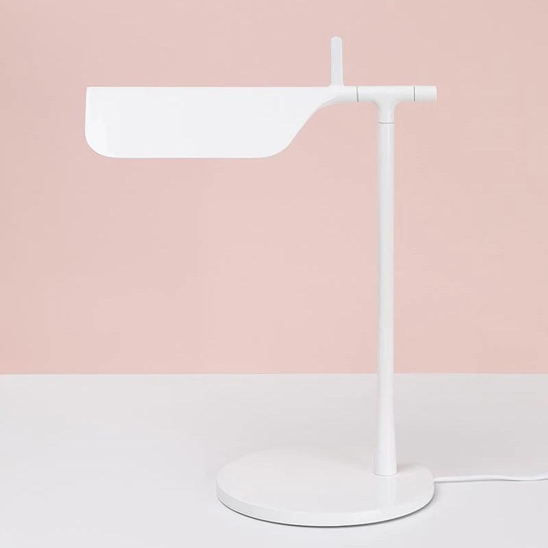 Pivot Ease Table Lamp | Die-Cast Aluminum | Matt Black