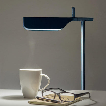 Pivot Ease Table Lamp | Die-Cast Aluminum | Matt Black