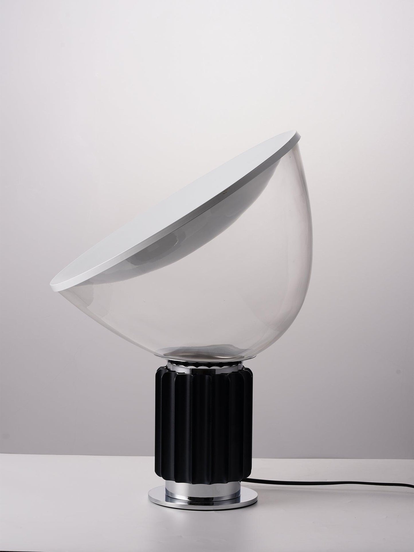 Radar Table Lamp | Glossy White Aluminum & Clear Glass | Adjustable Design