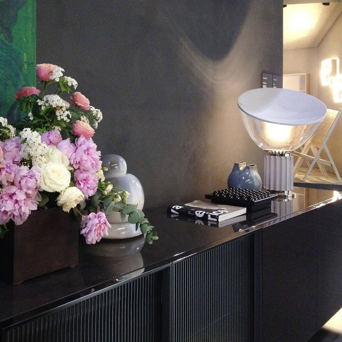 Radar Table Lamp | Glossy White Aluminum & Clear Glass | Adjustable Design