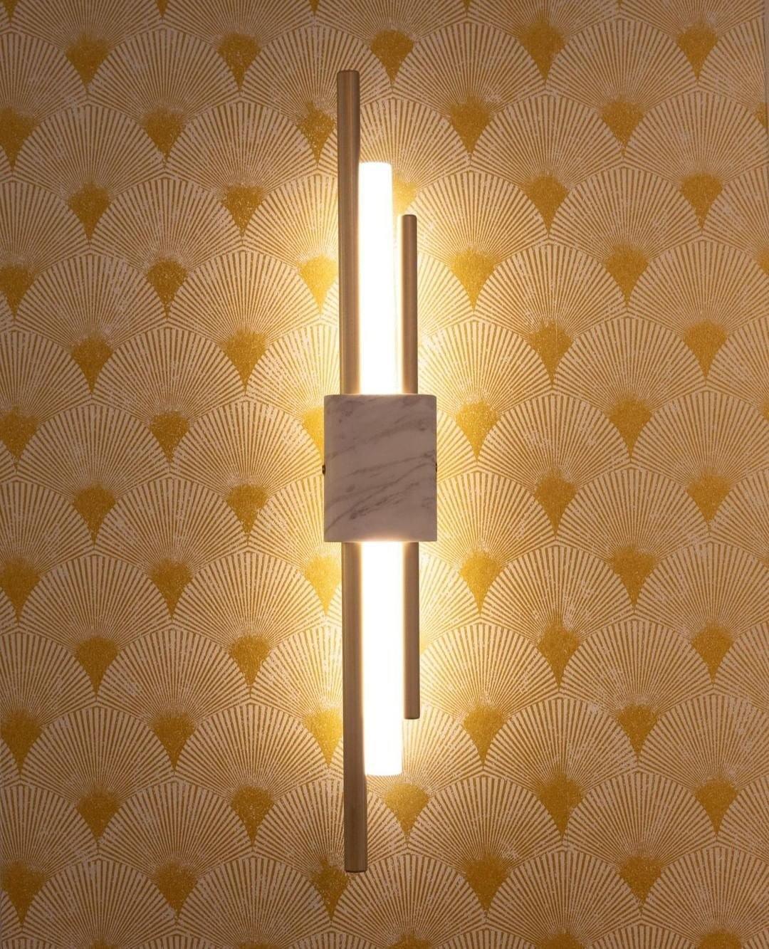 Tanto Wall Light | Brass & Marble | Gold with Green or White Shade