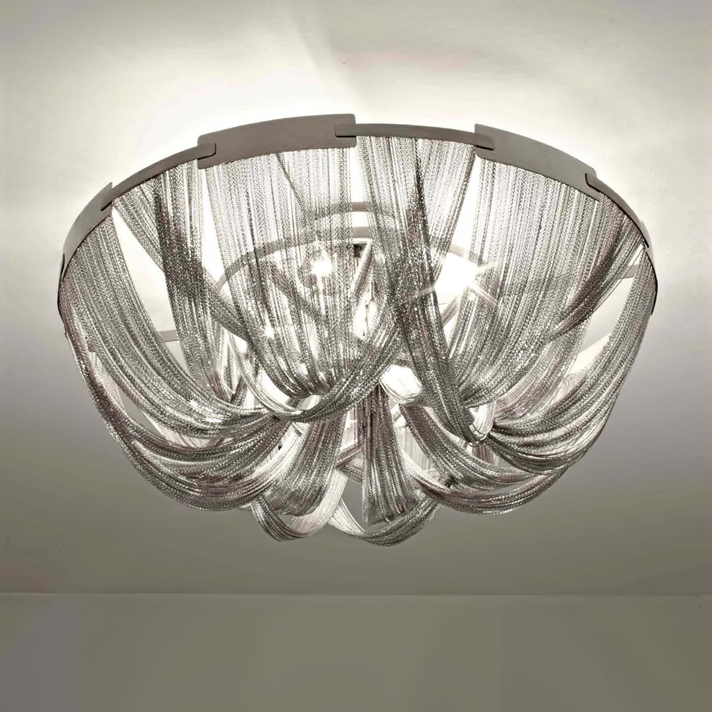 Aluminum Chain Ceiling Light | Modern Metal Design | Gold & Silver Options