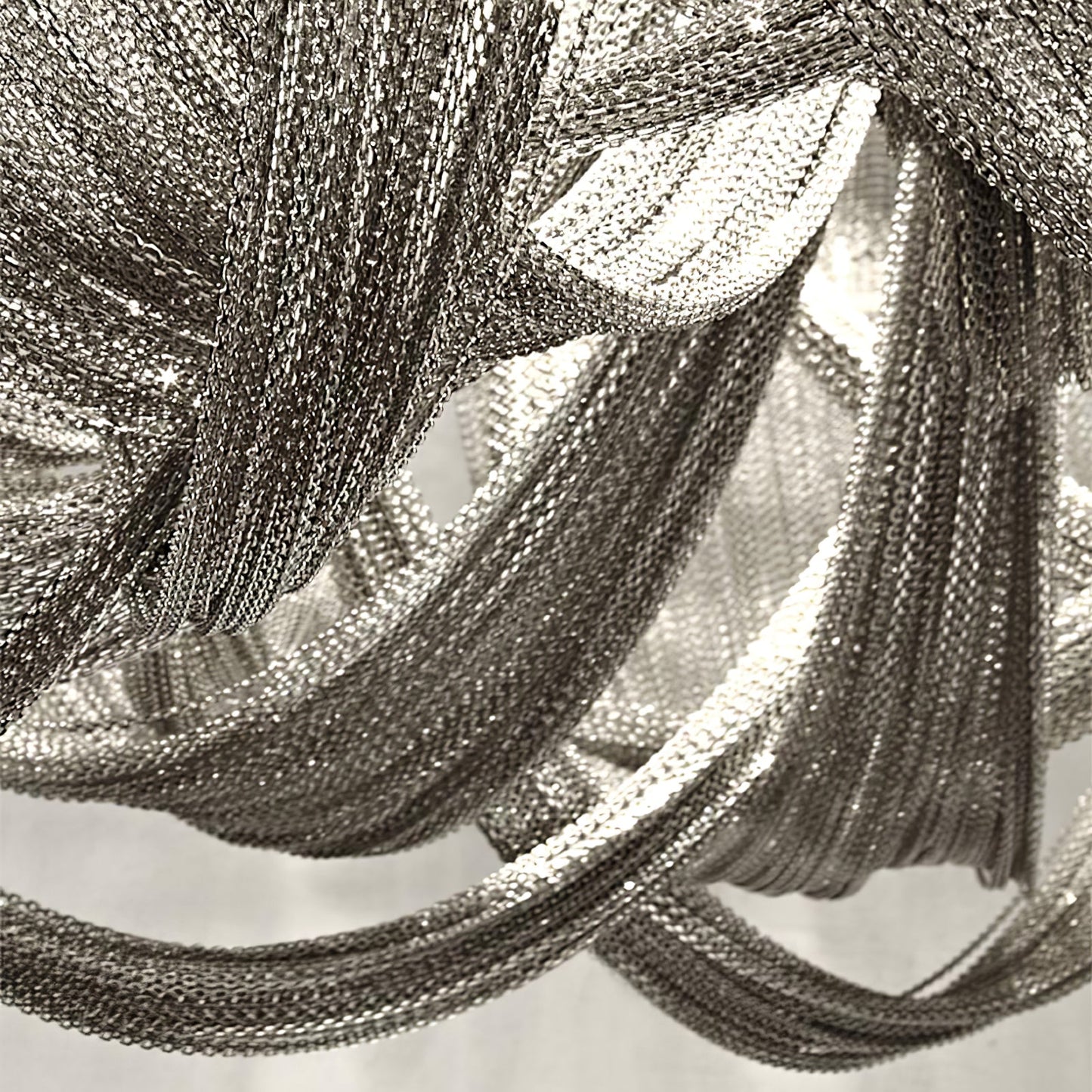 Aluminum Chain Ceiling Light | Modern Metal Design | Gold & Silver Options