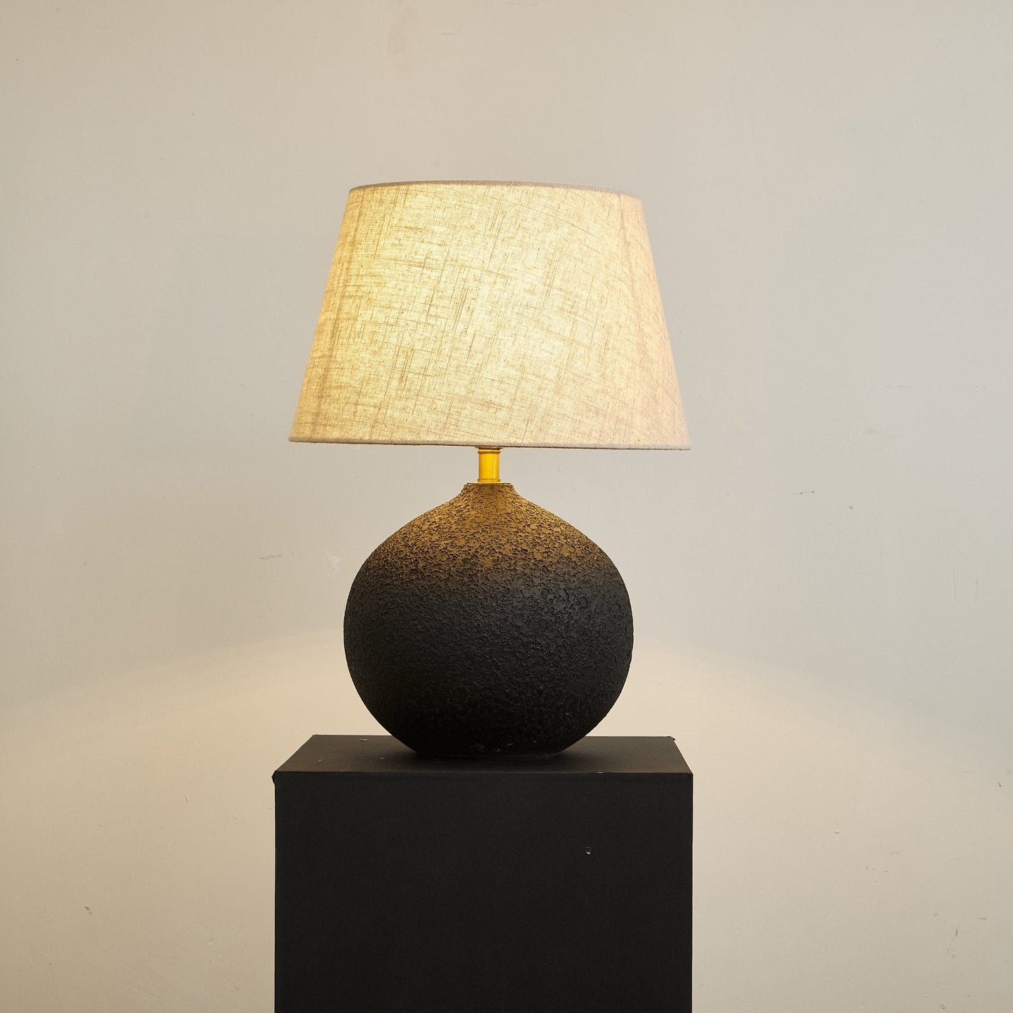Table Lamp | Ceramic Base | Black-to-Brown Gradient
