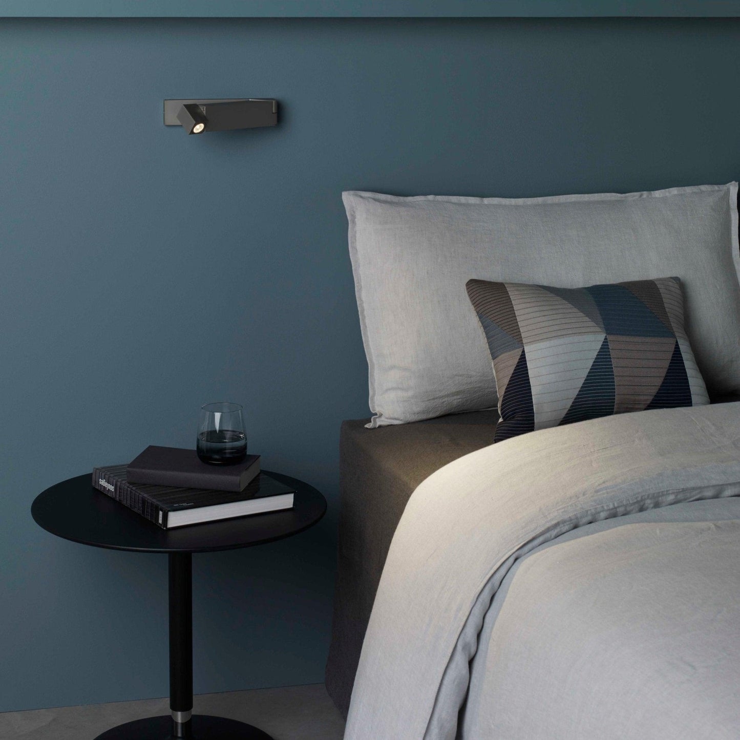 LED Wall Light | Aluminum Alloy | Black/White/Nickel