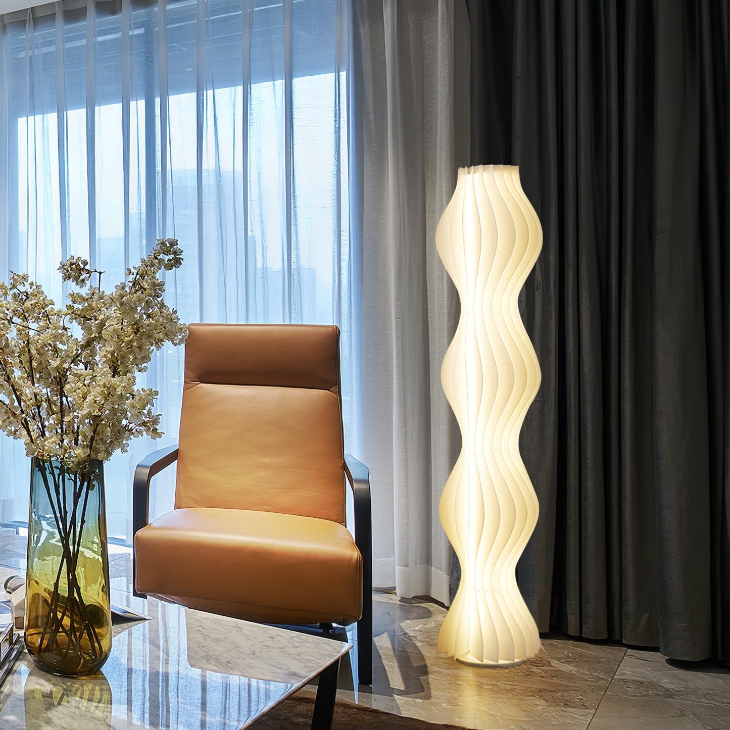 Vapor Floor Lamp | White Iron & Acrylic | Modern Design