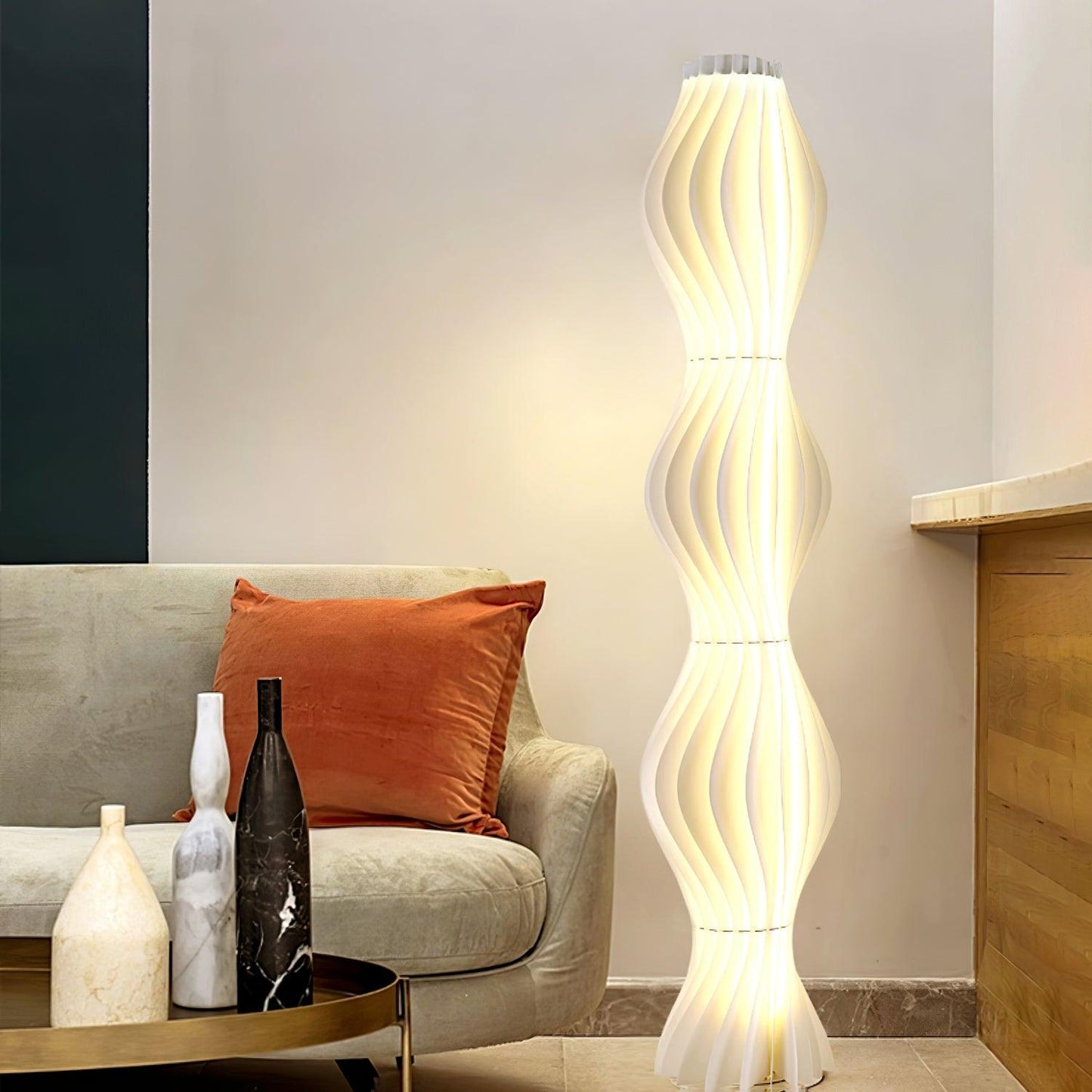 Vapor Floor Lamp | White Iron & Acrylic | Modern Design