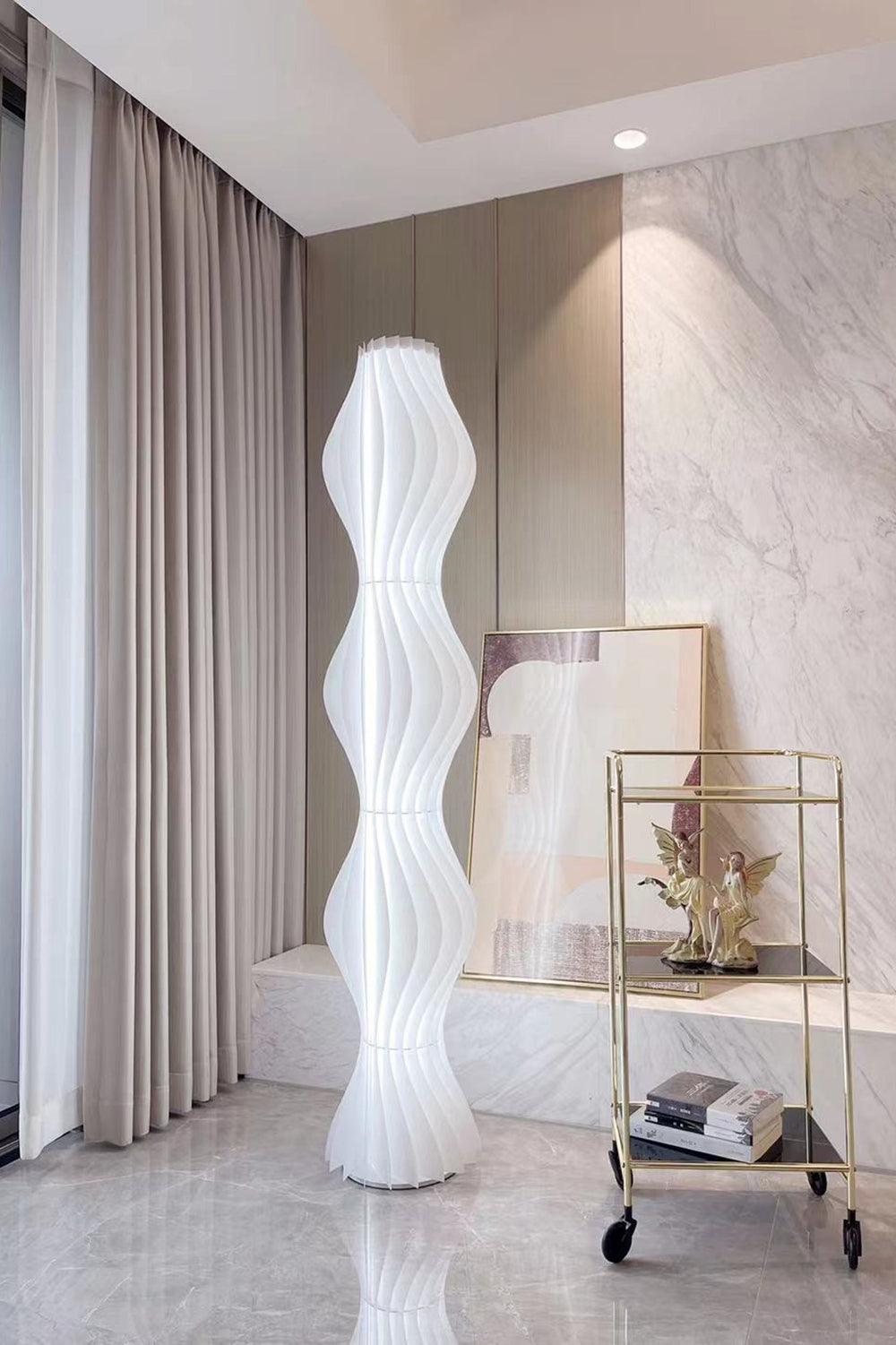 Vapor Floor Lamp | White Iron & Acrylic | Modern Design