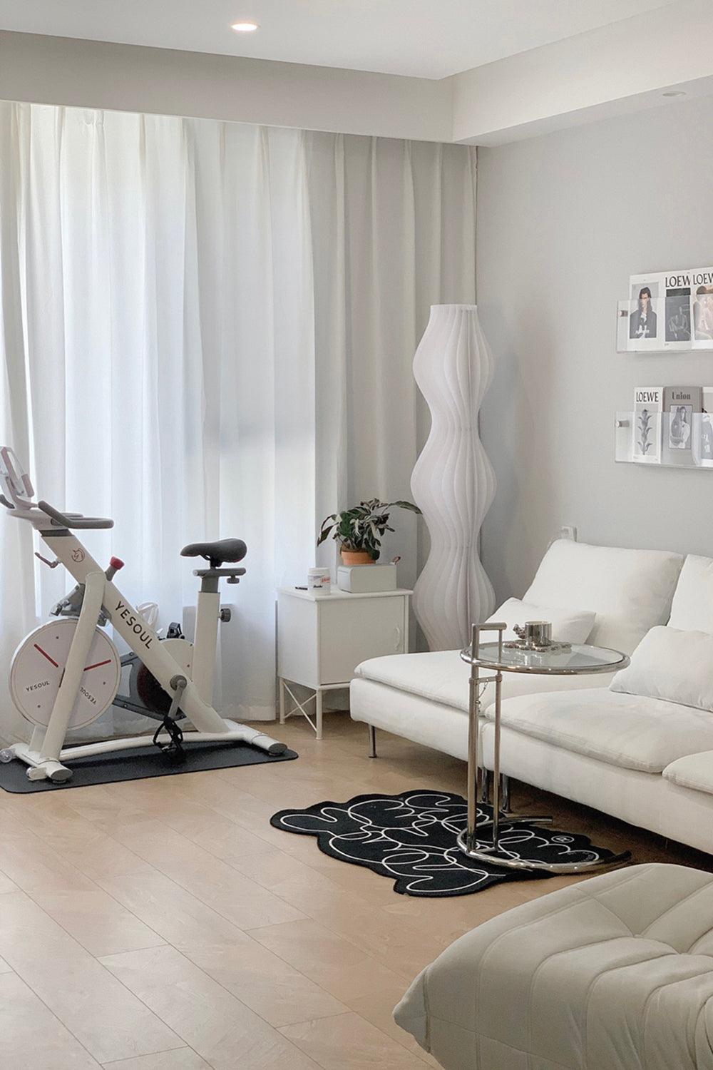 Vapor Floor Lamp | White Iron & Acrylic | Modern Design
