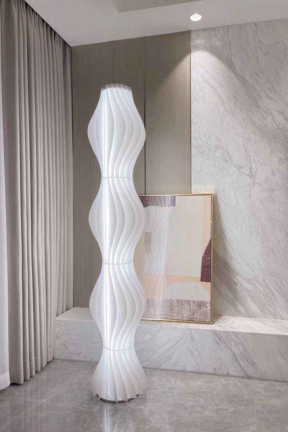 Vapor Floor Lamp | White Iron & Acrylic | Modern Design