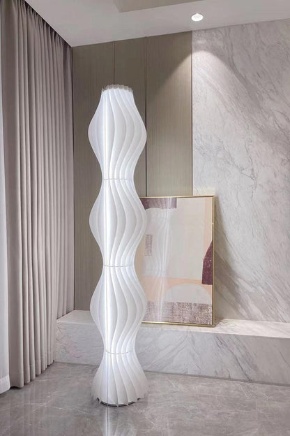 Vapor Floor Lamp | White Iron & Acrylic | Modern Design