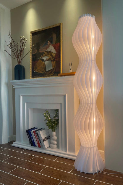 Vapor Floor Lamp | White Iron & Acrylic | Modern Design