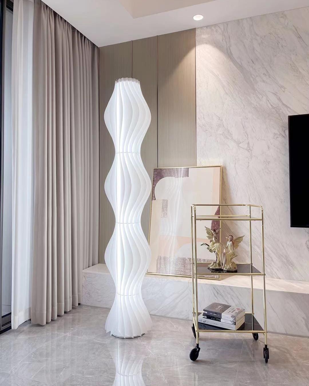 Vapor Floor Lamp | White Iron & Acrylic | Modern Design