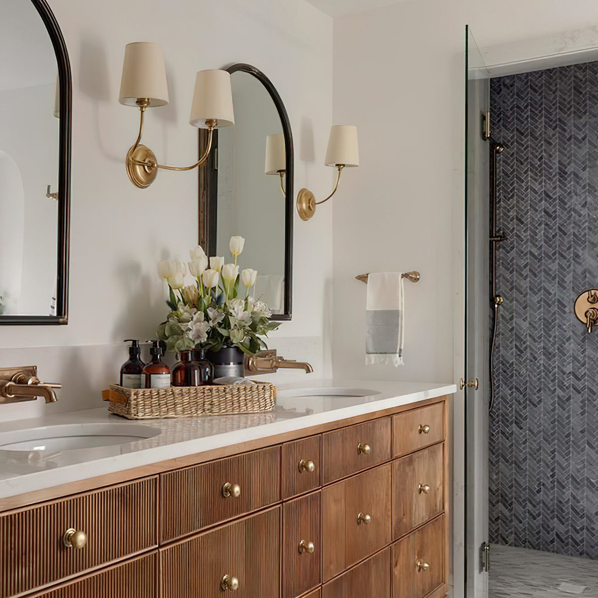 Vendome Wall Light | Brass & Fabric | Single Light
