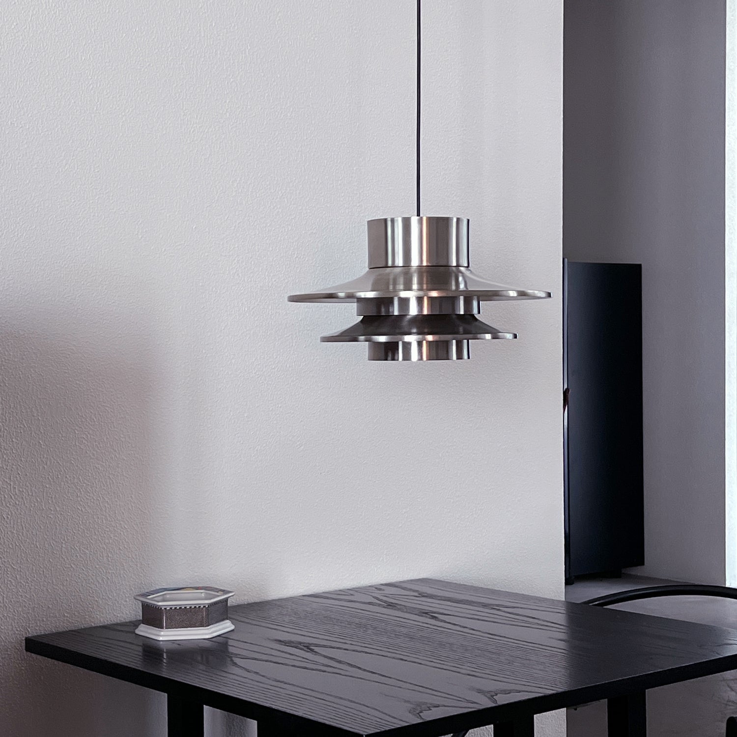 Verona Pendant Light | Chrome Aluminum | 36cm Diameter