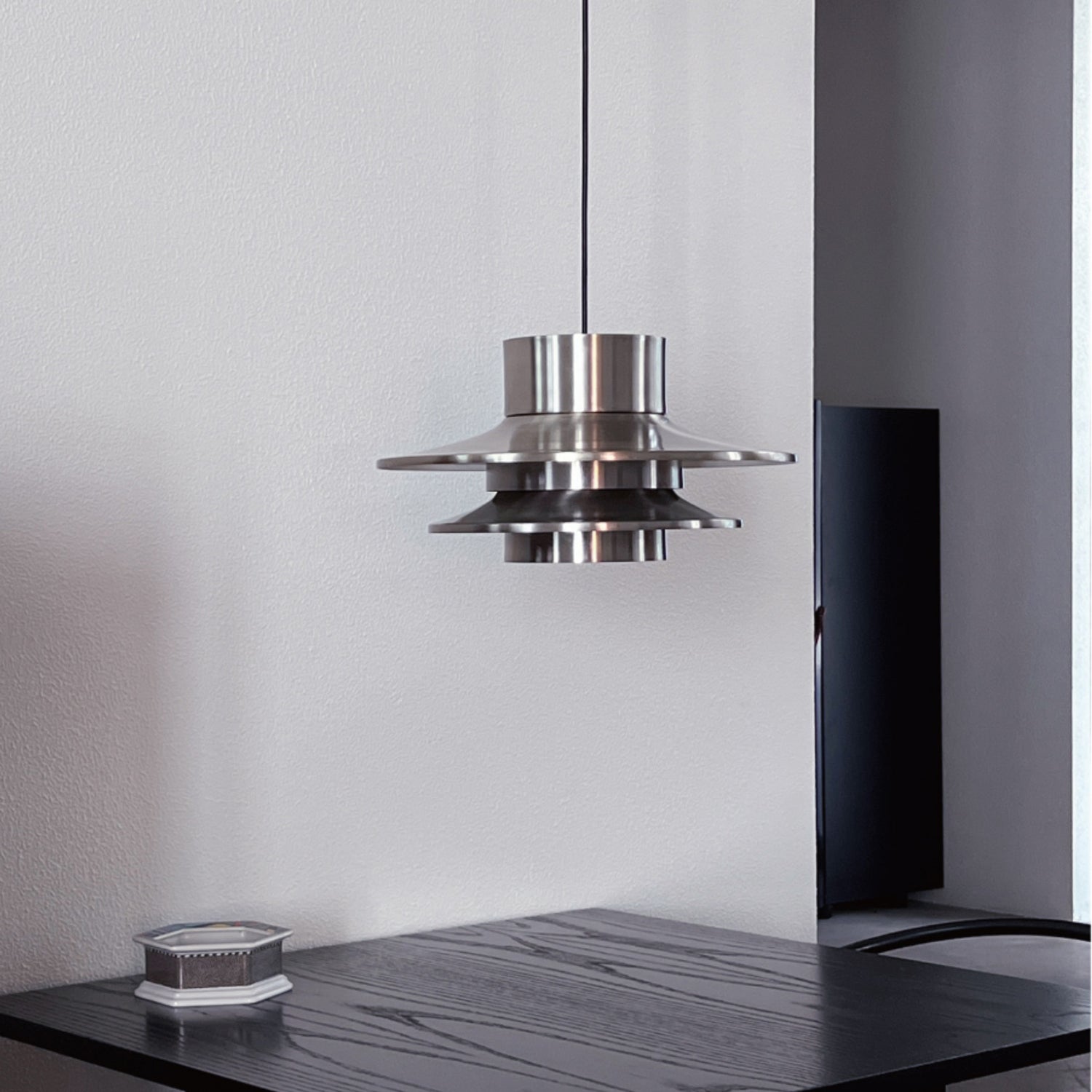 Verona Pendant Light | Chrome Aluminum | 36cm Diameter